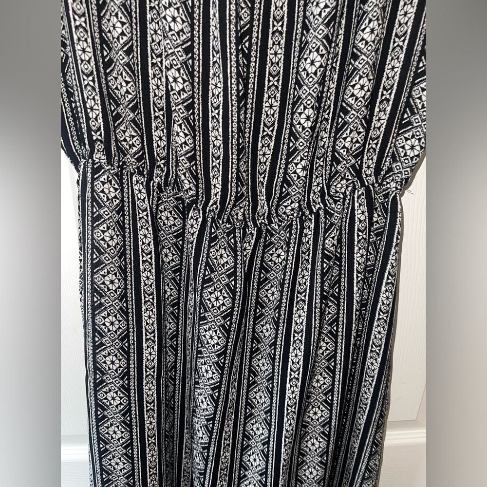 As U Wish Black and White Patterned Jumpsuit - Picture 9 of 11